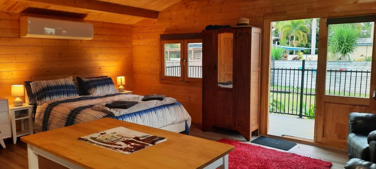Churchill Cabin マリーボロー エクステリア 写真